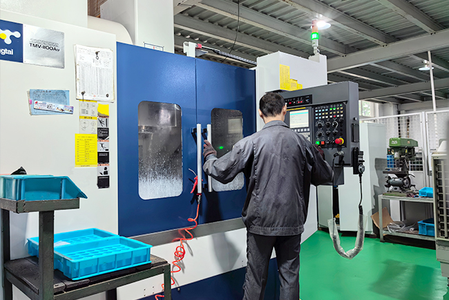 Reusable/recyclable packaging